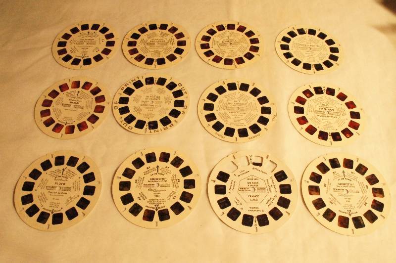 lot 496 image: Vintage View Master Slides