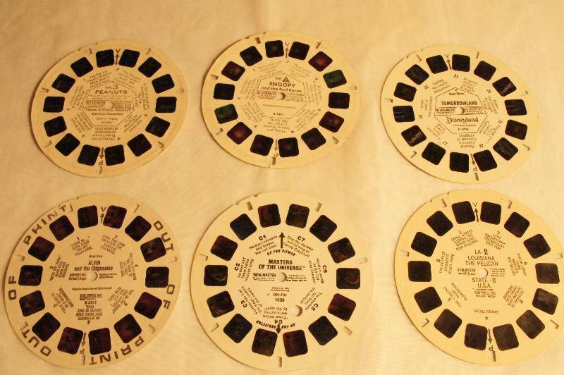 lot 498 image: Vintage View Master Slides