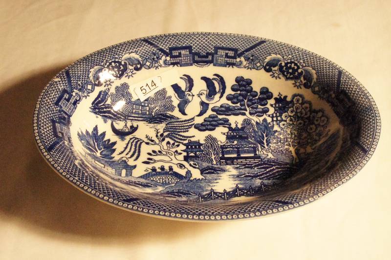 lot 514 image: Vintage Collectible Blue Willow Oval Bowl - Made in Occupied Japan - Approx 10 x 8