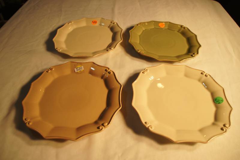 lot 530 image: Collectible Cara Stone by Carafina Vintage Port Fine Portuguese Stoneware (Set of 4 Lunch Plates)