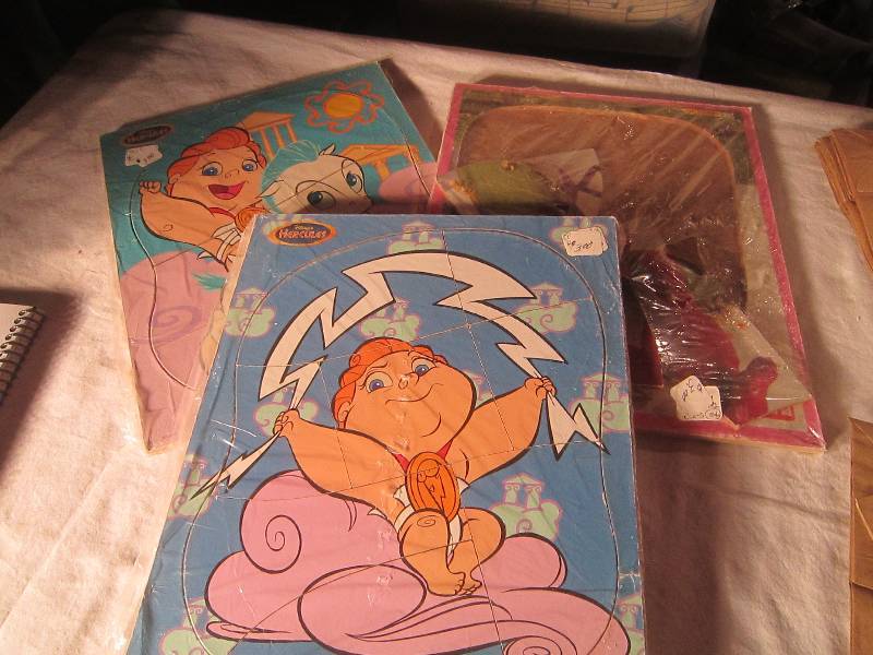 lot 586 image: 3 Old Collectible Puzzles