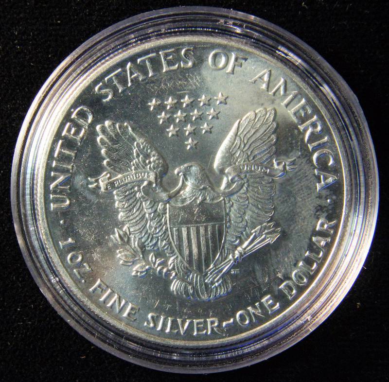 1990 AMERICAN SILVER EAGLE 1 TROY OZ. .999 FINE SILVER DOLLAR IN AIRTITE CAPSULE