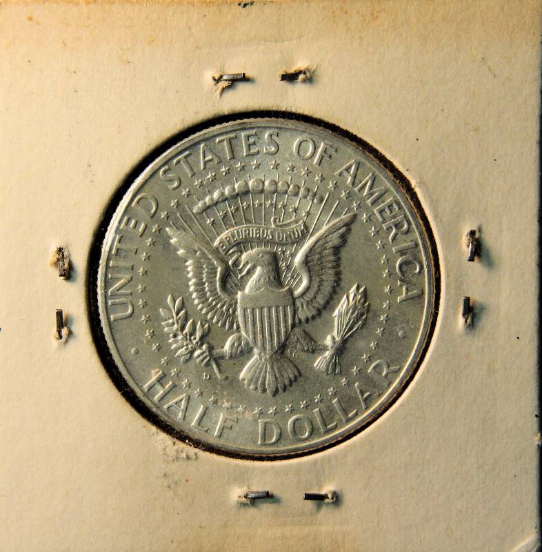 1964-D KENNEDY SILVER HALF DOLLAR UNC