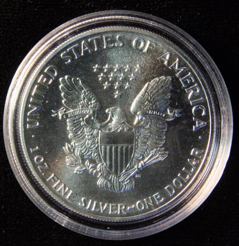 1989 AMERICAN SILVER EAGLE 1 TROY OZ. .999 FINE SILVER DOLLAR IN AIRTITE CAPSULE