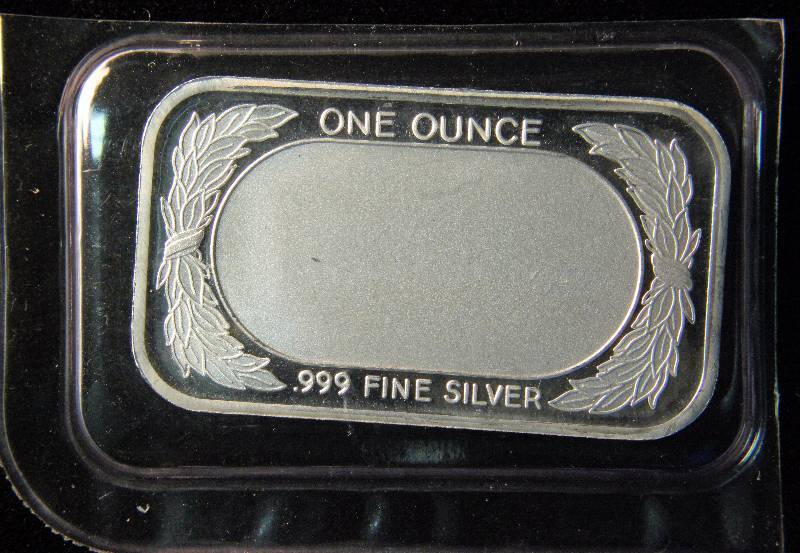 1 TROY OZ. .999 FINE SILVER BAR UNITED STATES FLAG DESIGN
