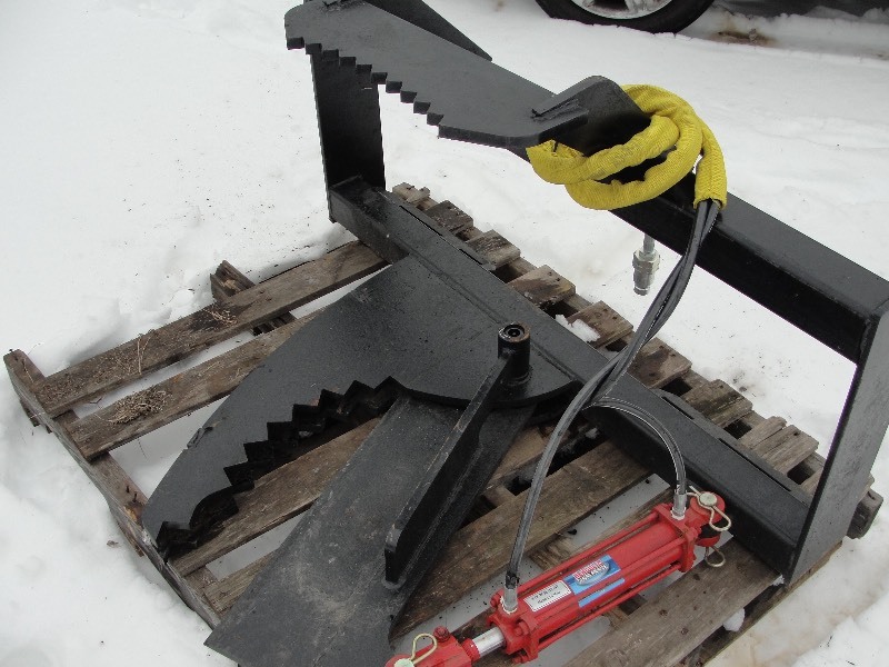 NEW Wild Kat Tree Shear