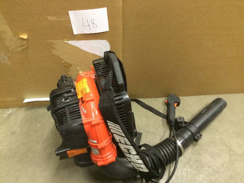 lot 48 image: Echo 195 mph 465 CFM Gas Blower Model PB500T
