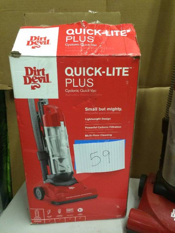 lot 59 image: Dirt Devil Quick Lite Plus tested works