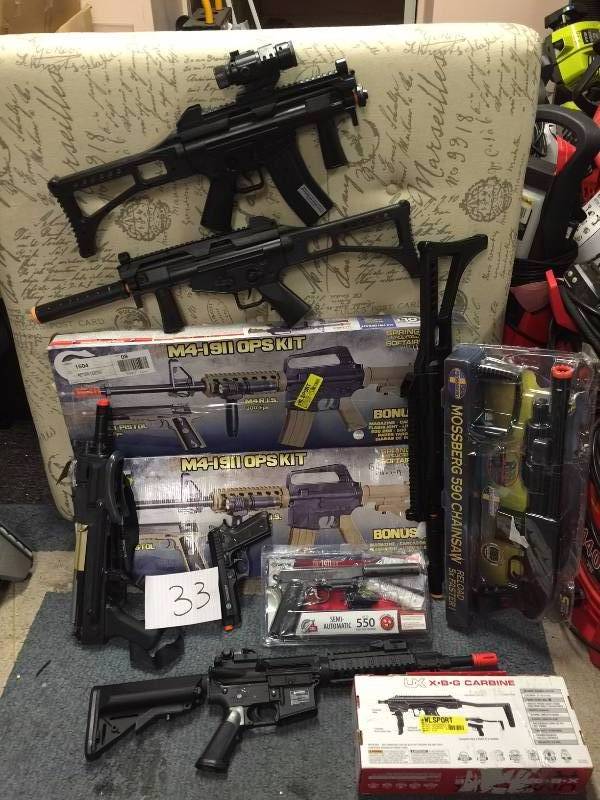 lot 33 image: Lot of Air Soft Gun not tested some are missing parts