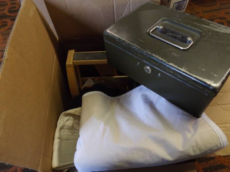 Shoe Shine Kit, Metal Box, Shoe Stretchers