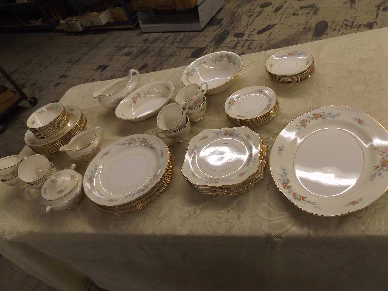 Set of China for Eight