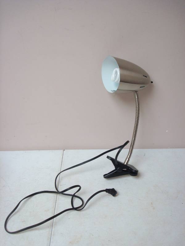 Clip Lamp, Works Fine...