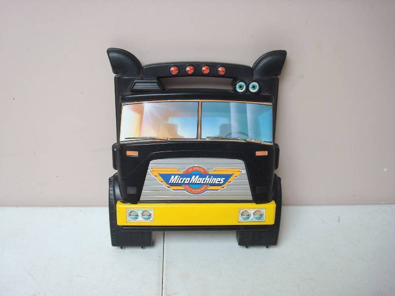 Micro Machines Car Case, Latch Is Broken...