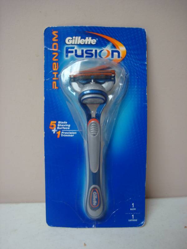New Gillette Fusion Phenom, Razor...