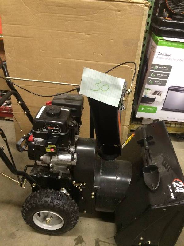 lot 30 image: Sno-Tek 24 in. 2-Stage Electric Start Gas Snow Blower Like New Tested Works