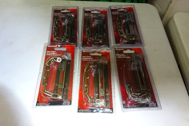 lot 77 image: 10 - 1 Broad Hinges