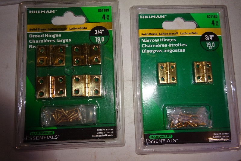 lot 88 image: 8 - 34 Broad Hinges