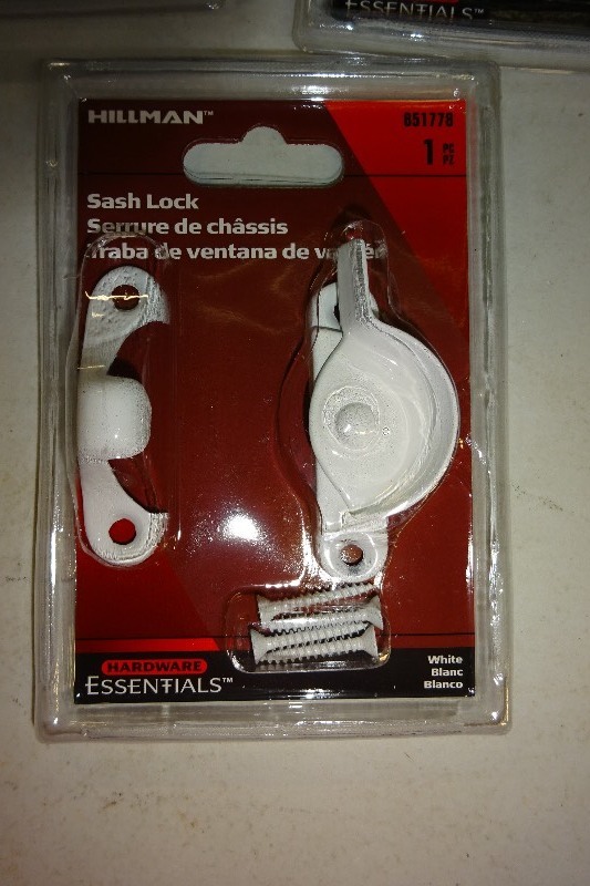 lot 97 image: 5 Sasch lock