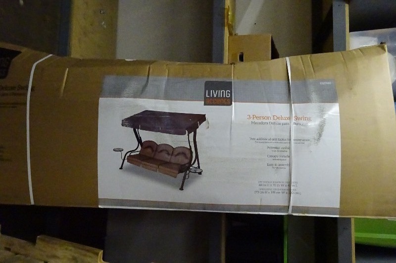 lot 1 image: Living Accents 3 Person swing Deluxe
