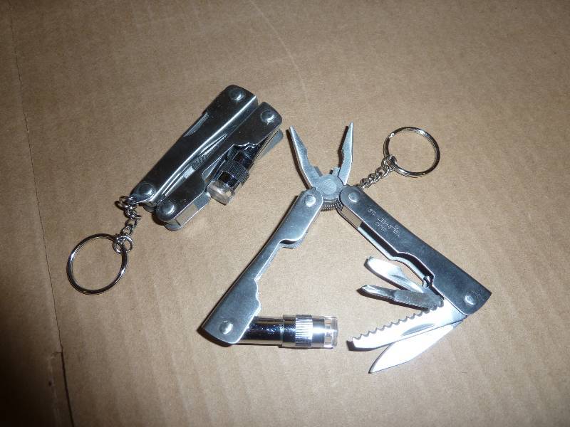 2 multi-tool knifeplier on keychai...