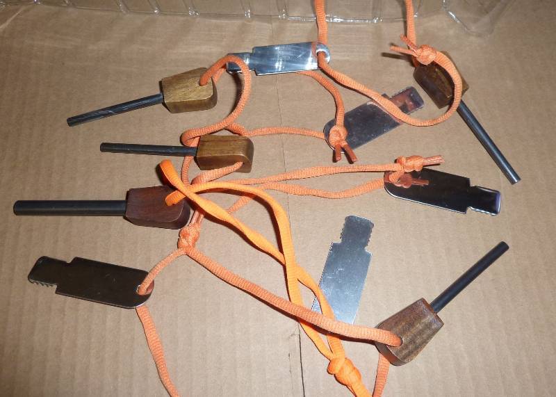 5 magnesium fire starters...