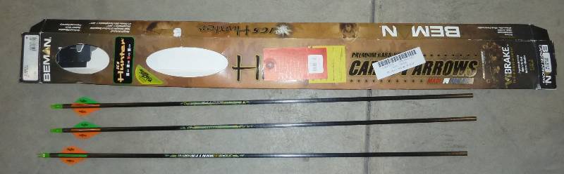 3 Beman ICS Hunter 400 carbon arrow...