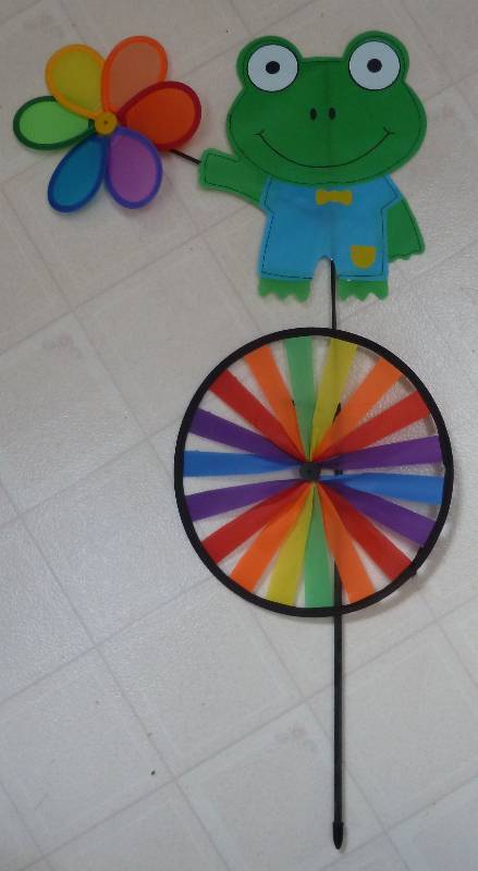 New Frog yard whirlygig - wind spin...