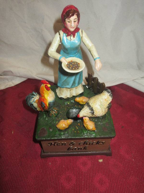 VINTAGE CAST IRON  HEN AND CHICK COIN BANK