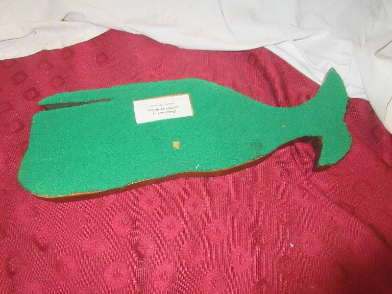 VINTAGE HAND CRAFTED CRIBBAGE BOARD