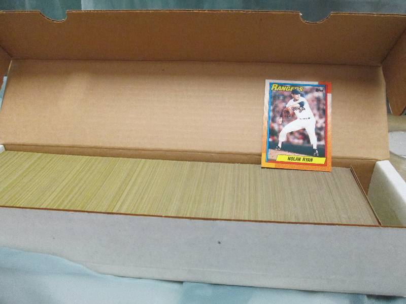 Topps Baseball 1990 #1- #792 appear...