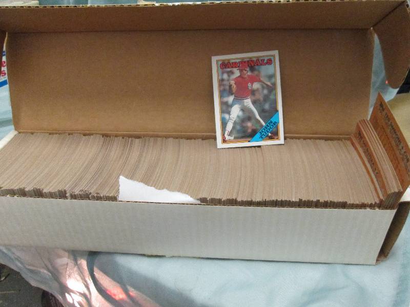 Topps Baseball 1988 #1- #792 appear...