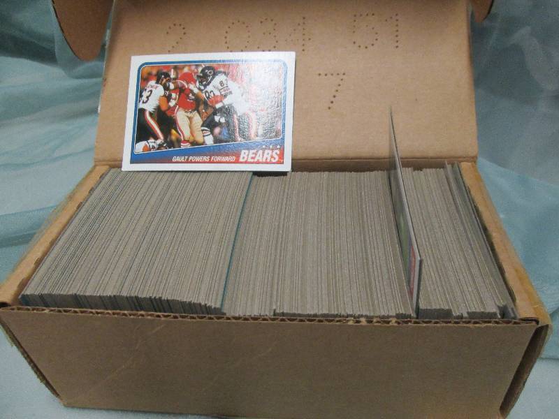 Topps Football 1988 #1- #396 appear...