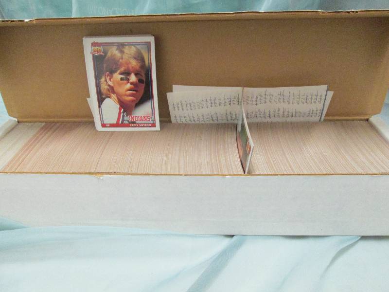 Topps Baseball 1991 #1- #792 appear...
