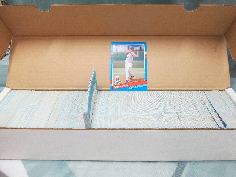 DonRuss Baseball 1990 appears to be...