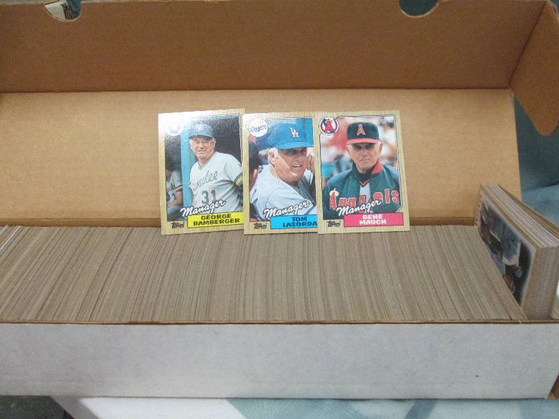 Topps Baseball 1987 appears to be a...