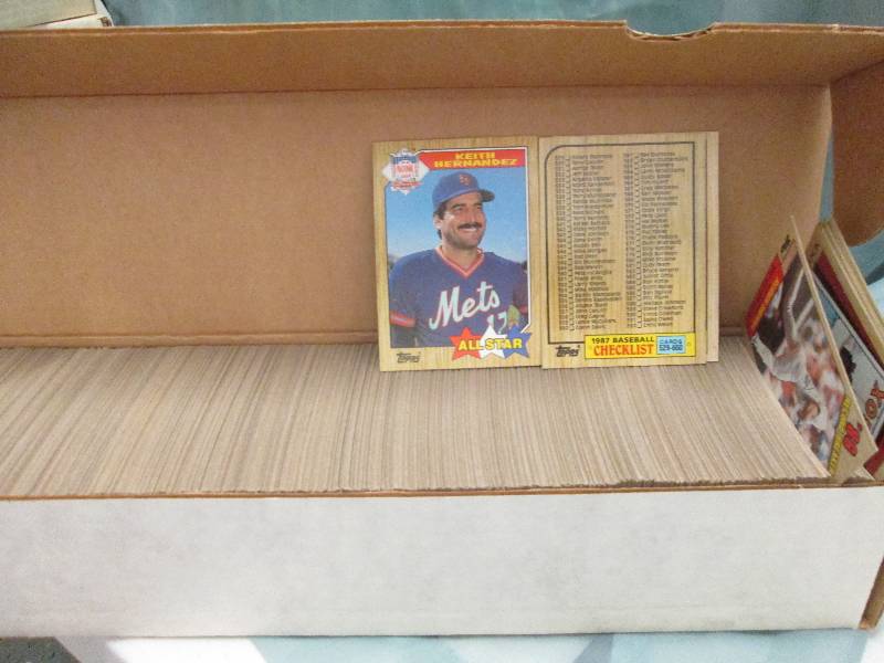 Topps Baseball 1987 appears to be a...