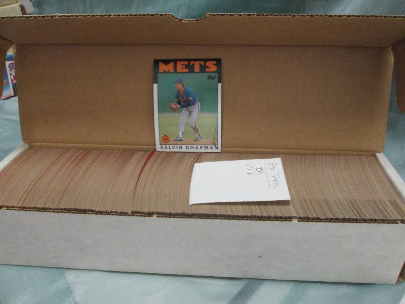 Topps Baseball 1986 appears almost ...
