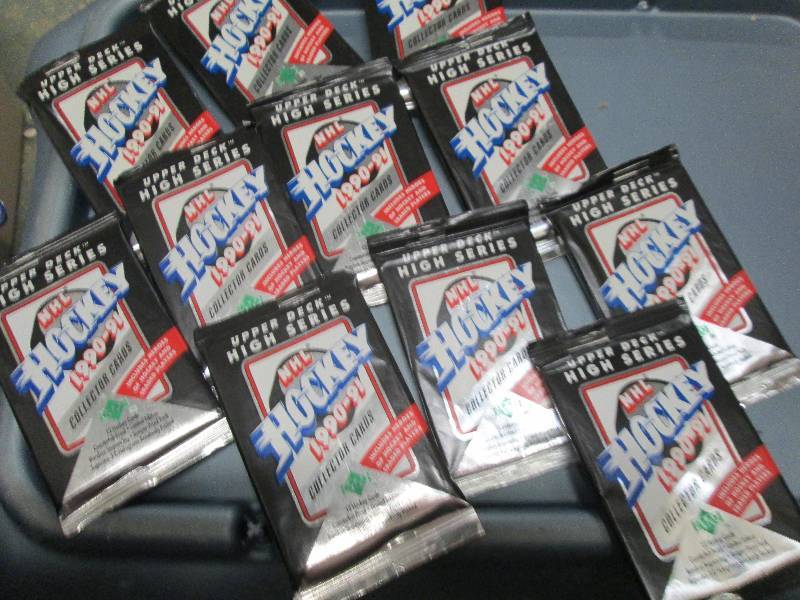 Upper Deck High Series NHL Hockey 1...
