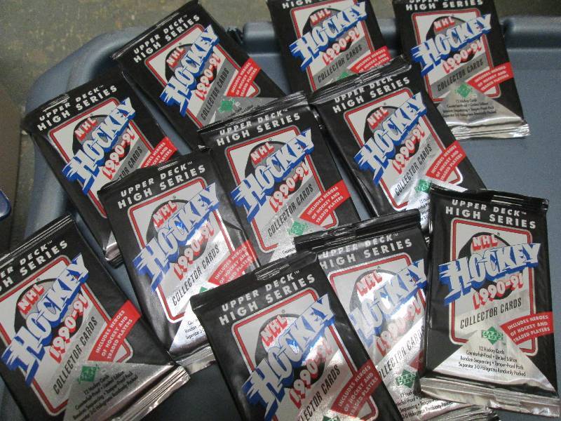 Upper Deck High Series NHL Hockey 1...