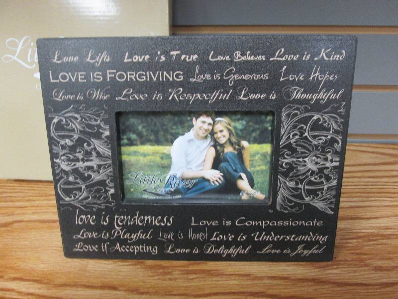 Little River Love photo frame wit...