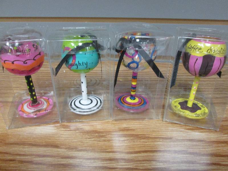 Lot of 4 assorted wine glass orname...