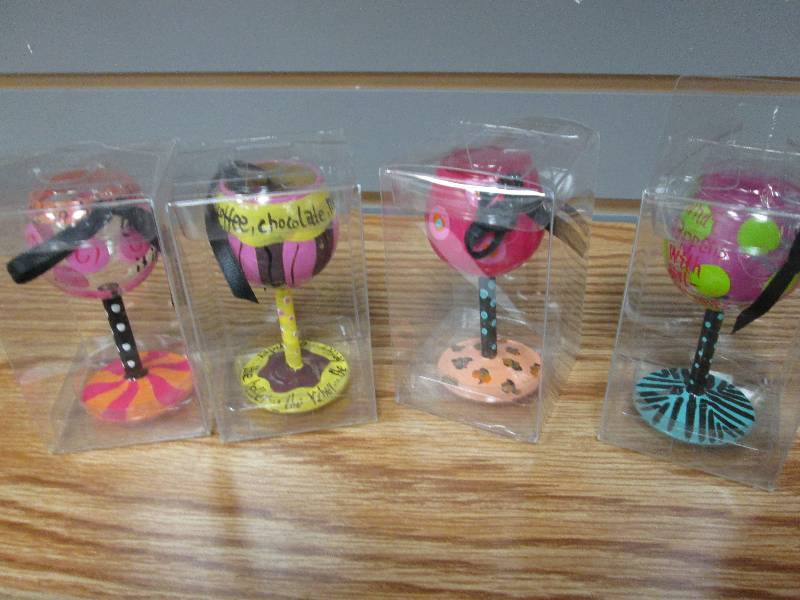 Lot of 4 assorted wine glass orname...