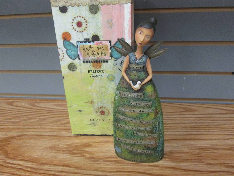 Believe figurine Demdaco...