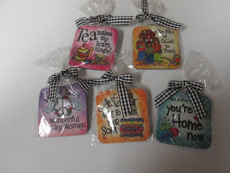 Lot of 5 gift soft coasters in gift...