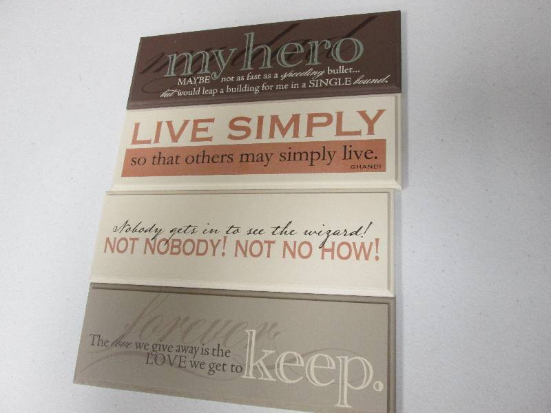 Lot of 4 assorted Inspirational woo...