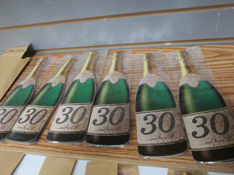 Lot of 6 Champagne wishes greeting ...