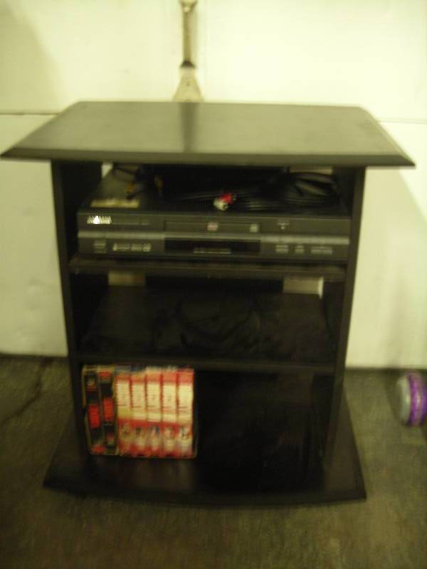 Black TV Stand On Wheels (23-12x17-12x27 Tall)
