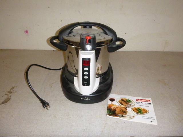 lot 15 image: Manttra Chef Xpress Programmable Electric Multi-Cooker