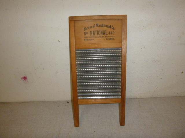 lot 16 image: National Washboard Co. No. 442 Midget Washboard