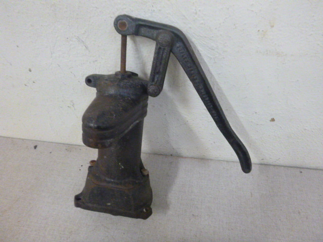 lot 30 image: Vintage Duplex Hand Pump